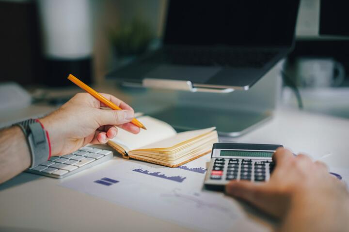 What a Realistic Monthly Budget Actually Looks Like